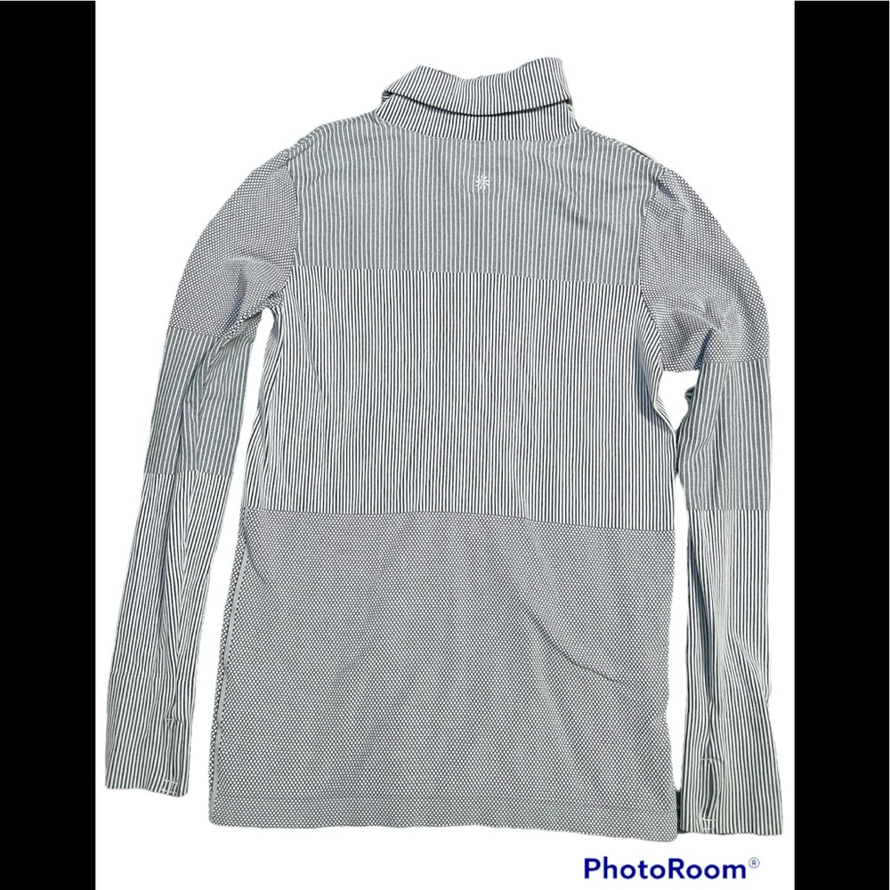 Athleta sport turtleneck - Picture 2 of 5
